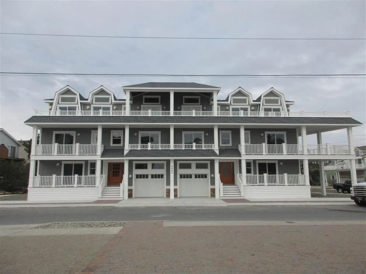 6400 Pleasure Ave — Sea Isle City