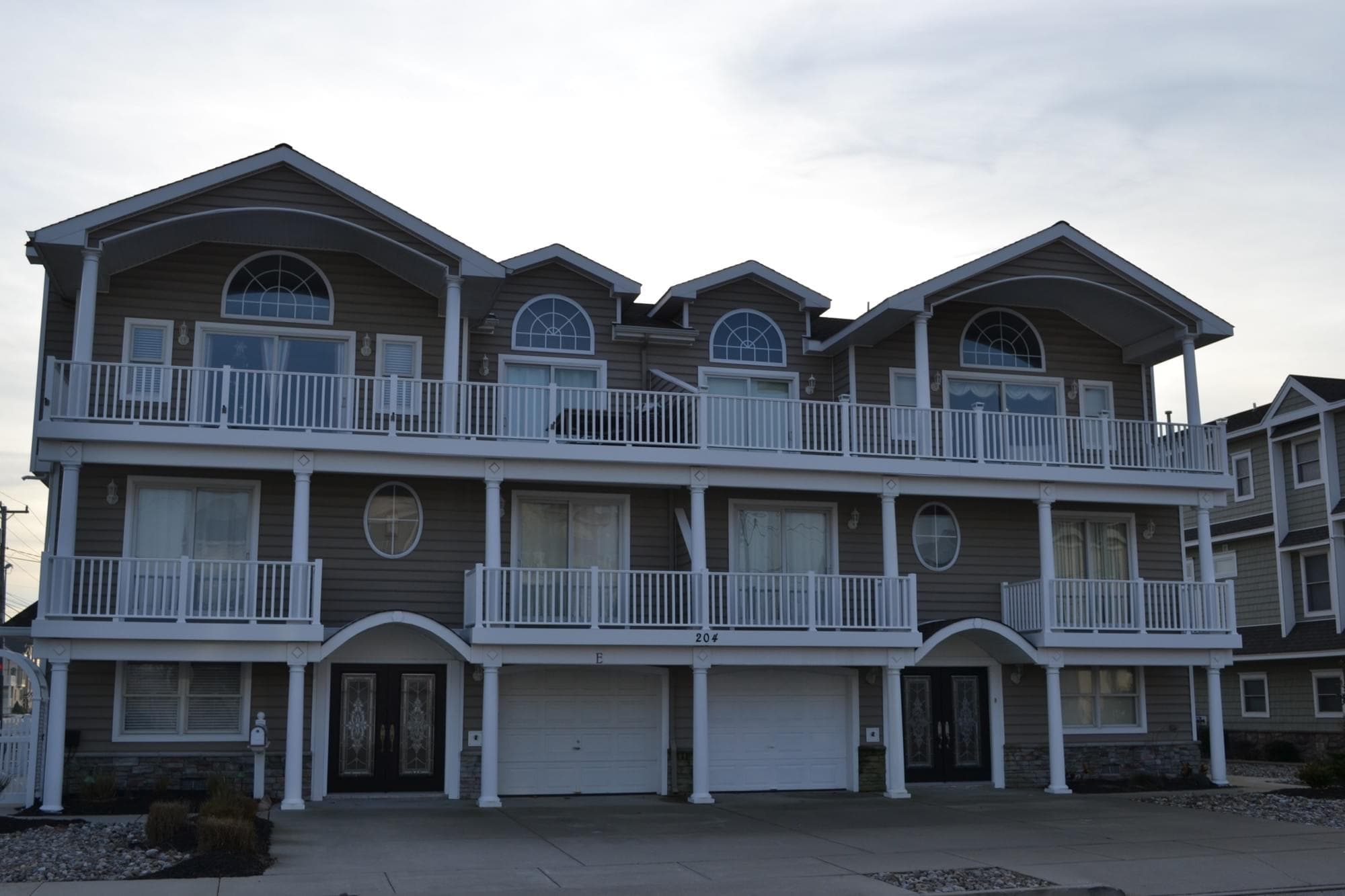 5200 Central Ave — Sea Isle City
